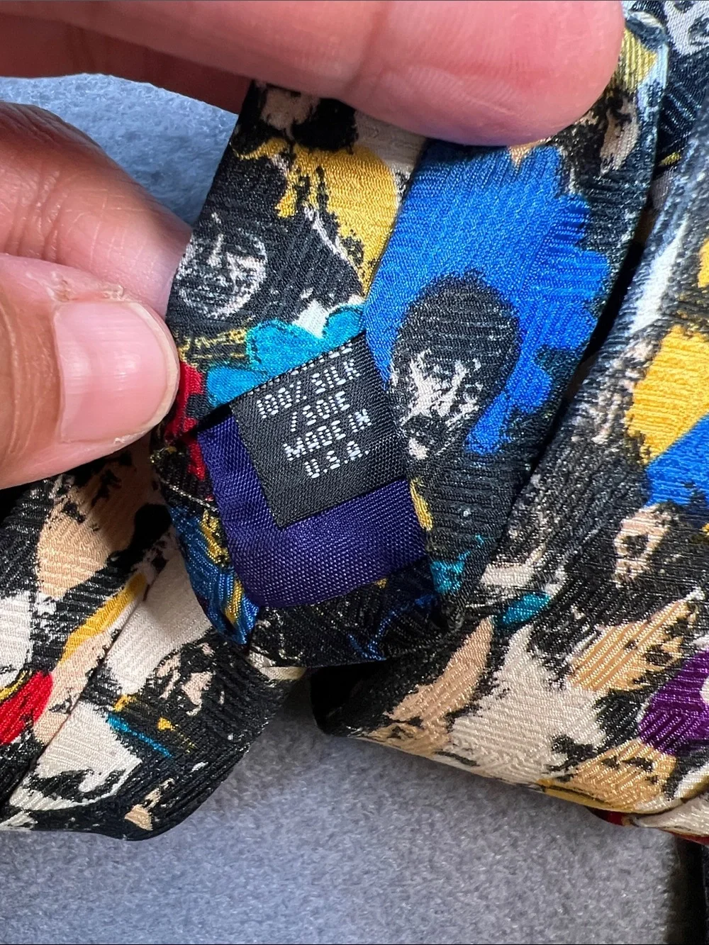 The Beatles sergeant Pepper‘s lonely hearts club band tie